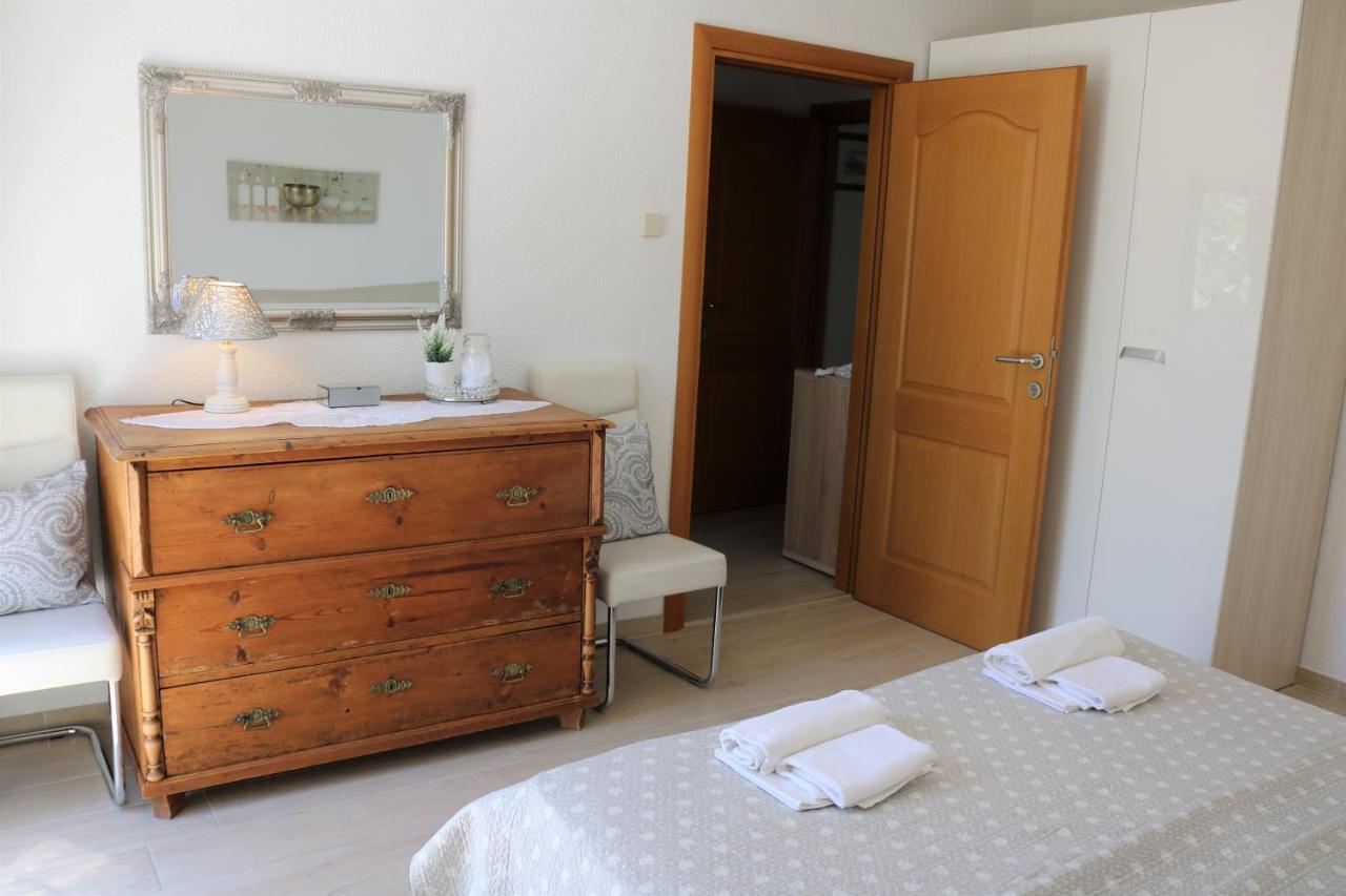 Apartments Irma Baška Voda Екстериор снимка