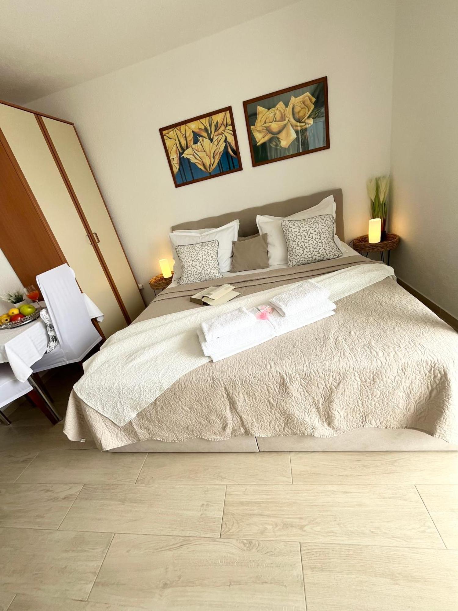 Apartments Irma Baška Voda Екстериор снимка